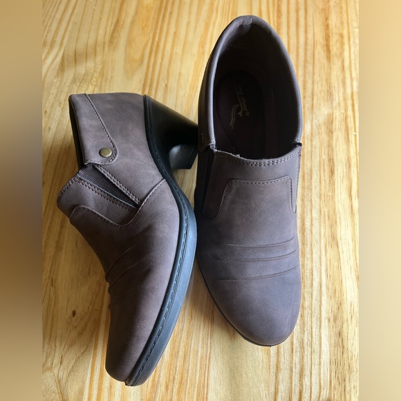 EASY STREET COMFORT WAVE WOMENS SZ 7.5 Brown SHOE BOOTIE - Picture 5 of 13